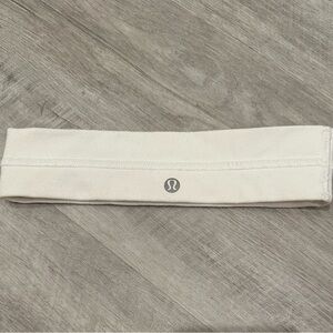 LIKE NEW Lululemon Headband!